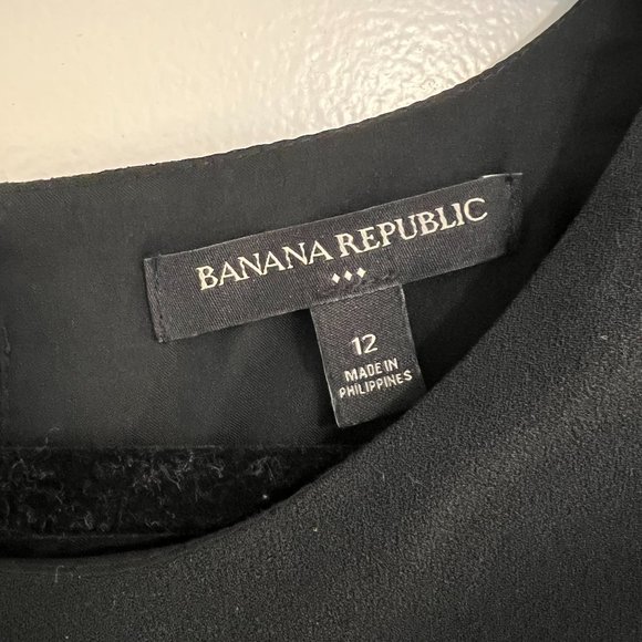 Banana Republic Short Sleeve Tailored Romper, Size 12, Black - Picture 5 of 7